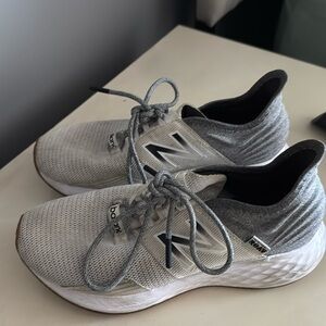 New balance roav sneakers